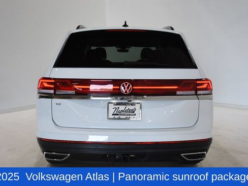 Used 2025 Volkswagen Atlas SE FWD image 5
