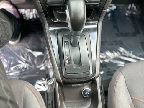 Used 2014 Ford Fiesta SE w/ Equipment Group 201A FWD image 21
