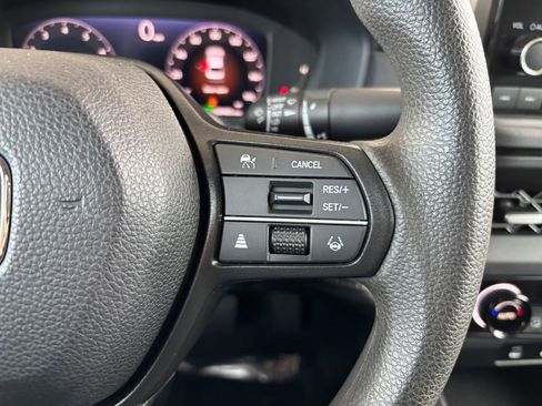 Used 2023 Honda Accord EX image 12
