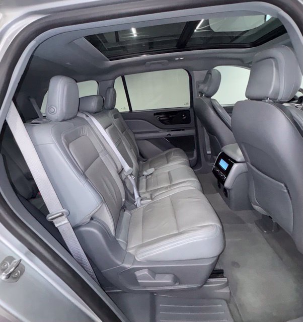 Used 2020 Lincoln Aviator Reserve w/ Equipment Group 201A AWD/4WD image 16