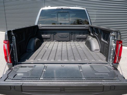 Used 2025 Ford F150 Raptor w/ Equipment Group 803A Raptor R AWD/4WD image 31