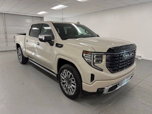 New 2026 GMC Sierra 1500 Denali Ultimate image 3