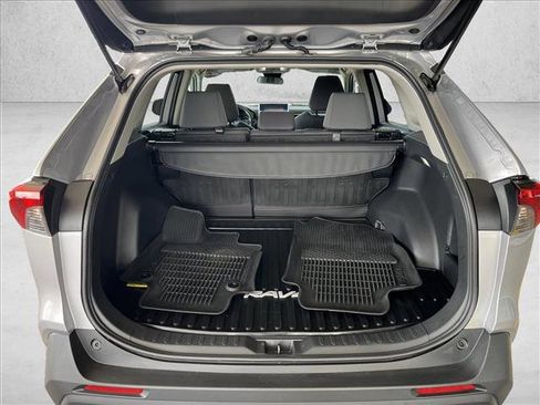 Used 2023 Toyota RAV4 XLE image 21