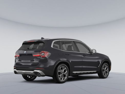 Used 2023 BMW X3 xDrive30i w/ Premium Package AWD/4WD image 3