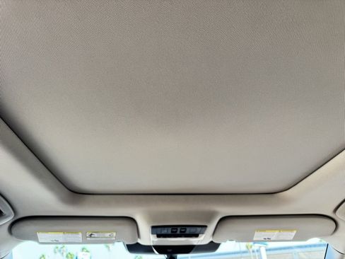 Used 2022 Nissan Pathfinder Platinum w/ Cargo Package image 11