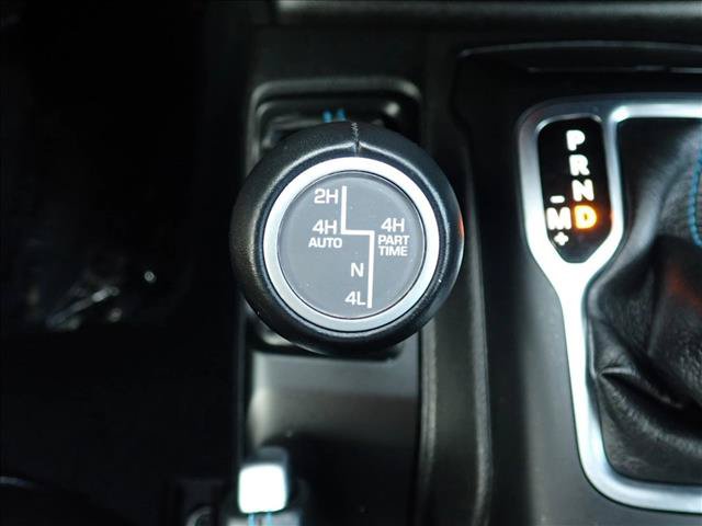 Used 2022 Jeep Wrangler Unlimited Rubicon 4xe AWD/4WD image 22