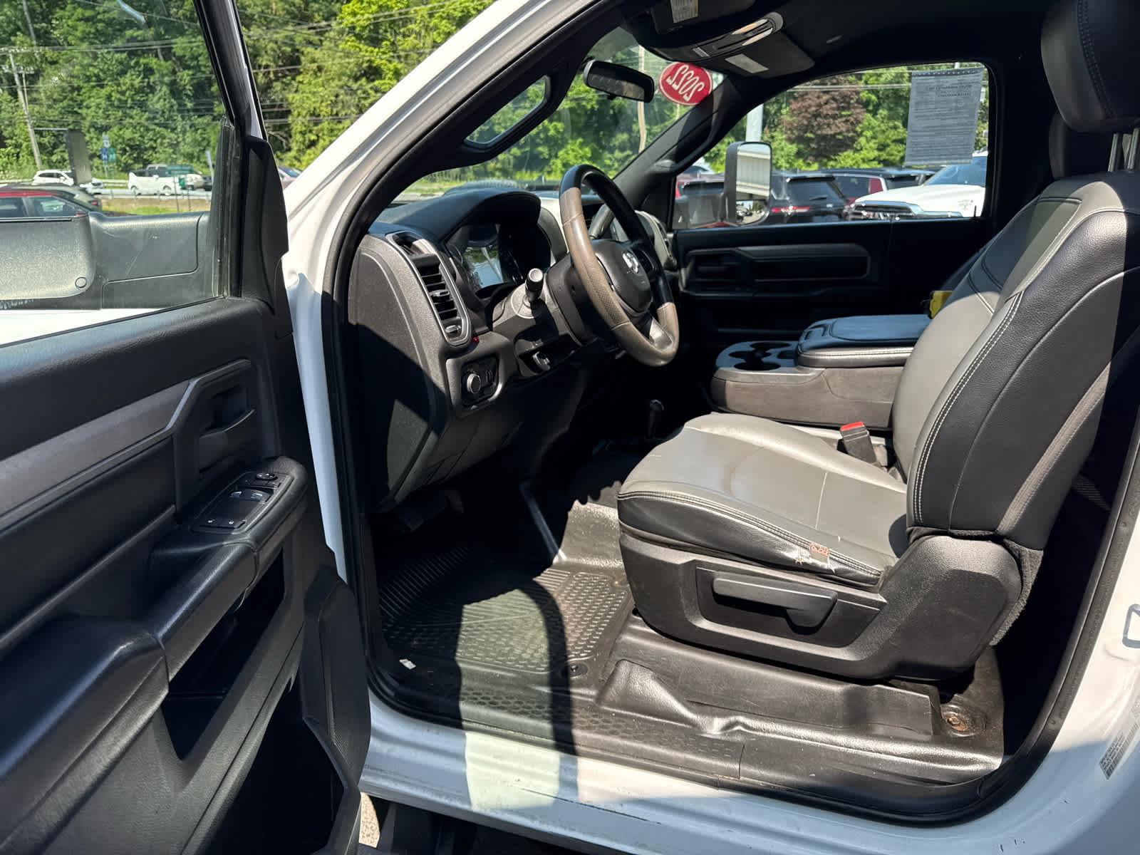 Used 2022 RAM 5500 Tradesman AWD/4WD image 10