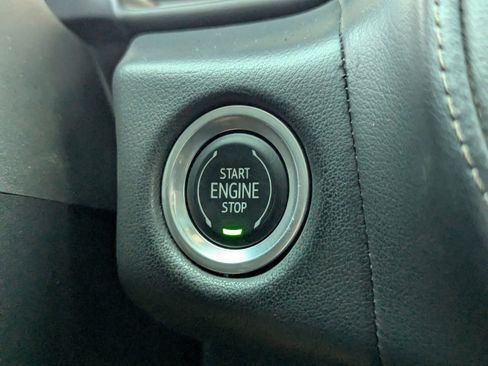 Used 2022 Chevrolet Tahoe High Country image 32