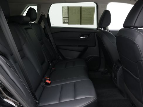 Used 2026 Nissan Rogue SL FWD image 37