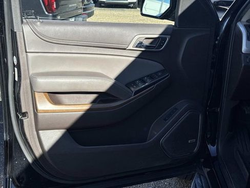 Used 2020 GMC Yukon XL Denali image 25