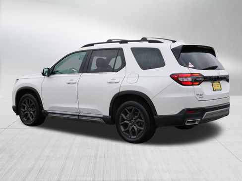 Certified 2024 Honda Pilot Elite image 5