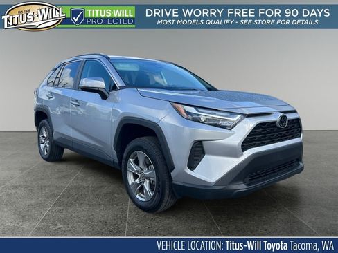 Used 2024 Toyota RAV4 XLE AWD/4WD image 1