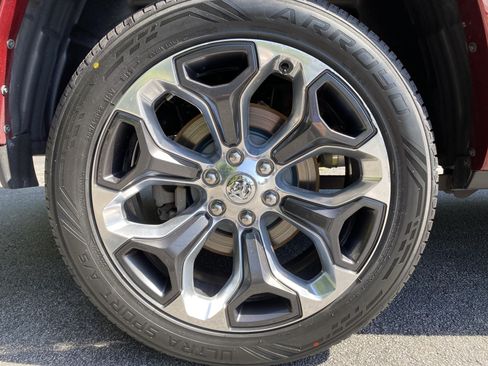 Used 2021 RAM 1500 Limited AWD/4WD image 43