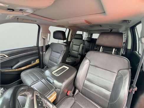 Used 2016 GMC Yukon XL Denali w/ Open Road Package AWD/4WD image 16