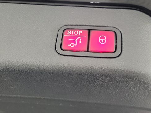 Used 2019 Mercedes-Benz GLE 400 4MATIC image 10
