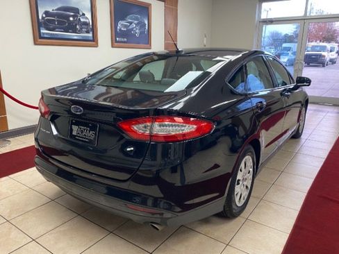 Used 2013 Ford Fusion S image 5