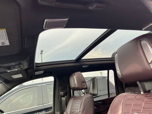 Used 2021 Cadillac Escalade ESV Sport Platinum w/ LPO, ONYX Package image 27