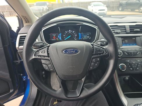 Used 2018 Ford Fusion S image 10