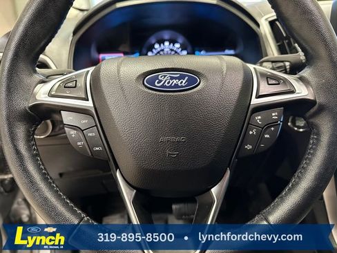 Used 2022 Ford Edge SEL w/ Convenience Package image 8