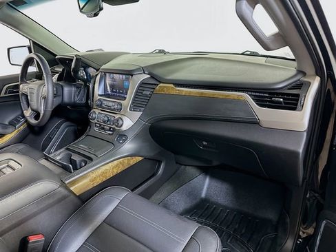 Used 2017 GMC Yukon Denali w/ Open Road Package image 11