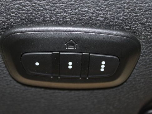 Used 2023 Jeep Gladiator Sport AWD/4WD image 36