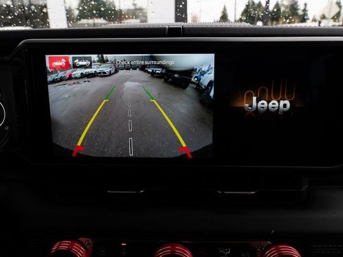 Used 2024 Jeep Wrangler Unlimited Rubicon 392 AWD/4WD image 15