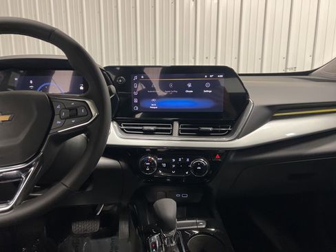 New 2026 Chevrolet Trax LT image 13