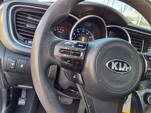 Used 2015 Kia Optima LX image 16