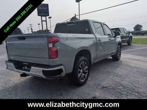 Used 2024 Chevrolet Silverado 1500 LT AWD/4WD image 7