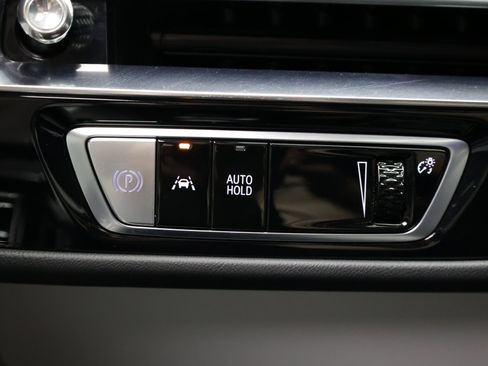 Used 2024 Cadillac Lyriq Sport AWD/4WD image 23