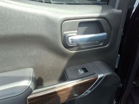 Used 2021 GMC Sierra 1500 Elevation w/ Preferred Package image 6