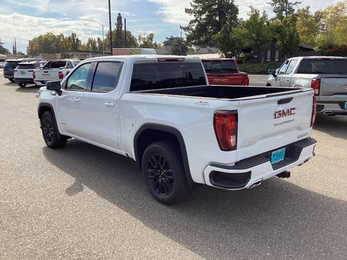 New 2025 GMC Sierra 1500 Elevation image 5