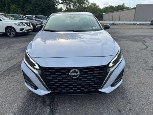 Certified 2024 Nissan Altima 2.5 SR w/ SR Premium Package AWD/4WD image 2