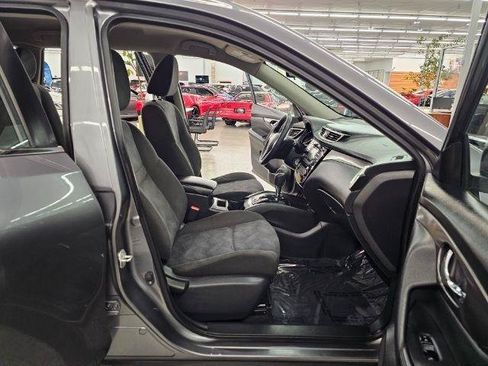 Used 2016 Nissan Rogue S AWD/4WD image 31