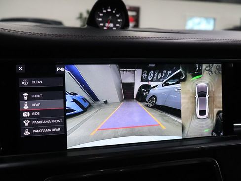 Used 2019 Porsche Panamera GTS image 35