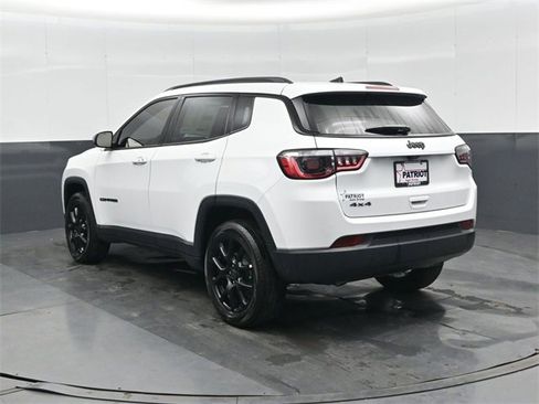 New 2026 Jeep Compass Latitude image 6