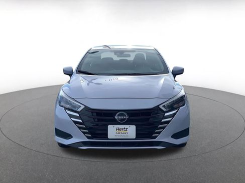 Used 2025 Nissan Versa SV w/ Trunk Package image 4