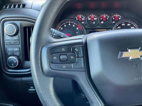 Used 2025 Chevrolet Silverado 2500 Custom w/ Custom Value Package AWD/4WD image 21