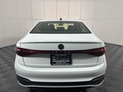 Used 2025 Volkswagen Jetta S image 19