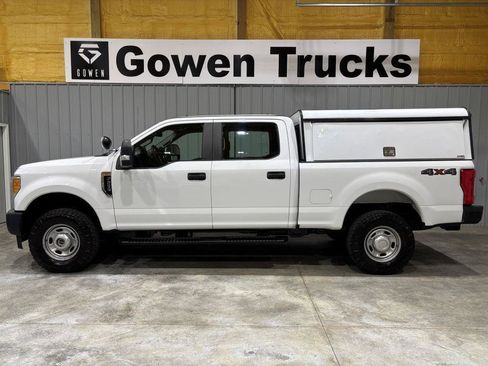 Used 2017 Ford F250 XL w/ Power Equipment Group image 2