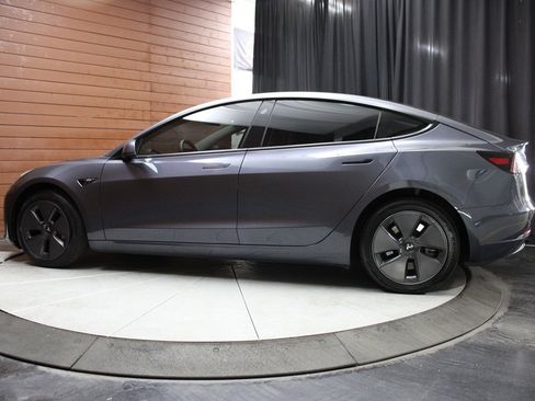 Used 2023 Tesla Model 3 Standard Range image 20