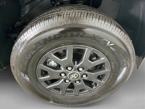 Used 2025 Toyota 4Runner SR5 AWD/4WD image 12