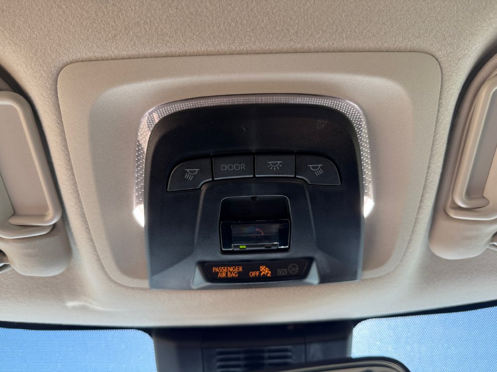 Used 2024 Toyota Corolla LE FWD image 40