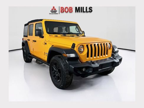 Used 2018 Jeep Wrangler Unlimited Sport S AWD/4WD image 1