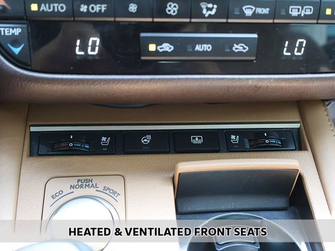 Used 2017 Lexus ES 350 w/ Luxury Package FWD image 9