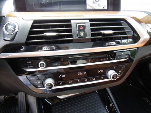 Used 2019 BMW X3 xDrive30i AWD/4WD image 14