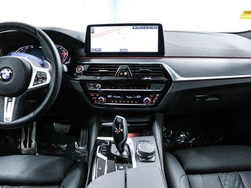 Certified 2023 BMW 540i w/ M Sport Package image 13