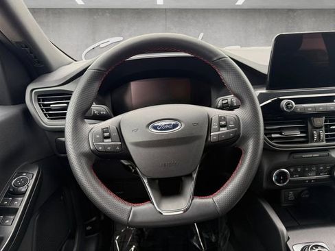 Used 2025 Ford Escape ST-Line image 21