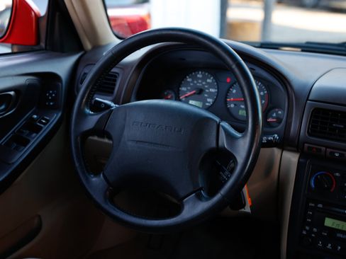 Used 2002 Subaru Forester S image 28