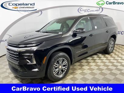 Certified 2025 Chevrolet Traverse LT